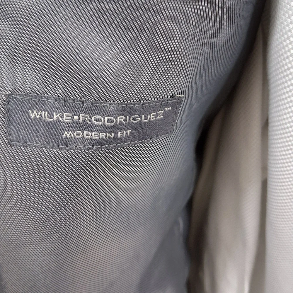Wilke Rodriguez this item